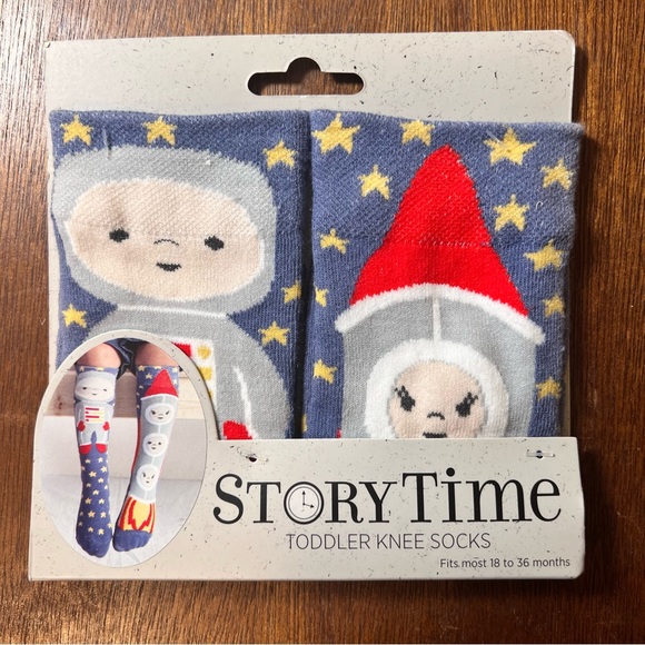 Demdaco Other - DEMDACO StoryTime socks - astronaut & rocket ship - 18-36 months